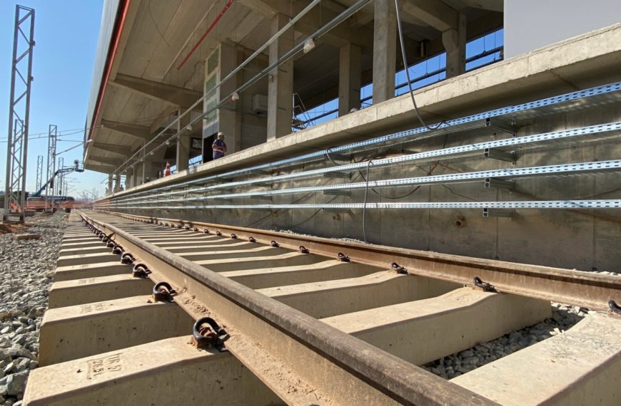 Expectativa para inauguração de nova estação do metrô, em Contagem