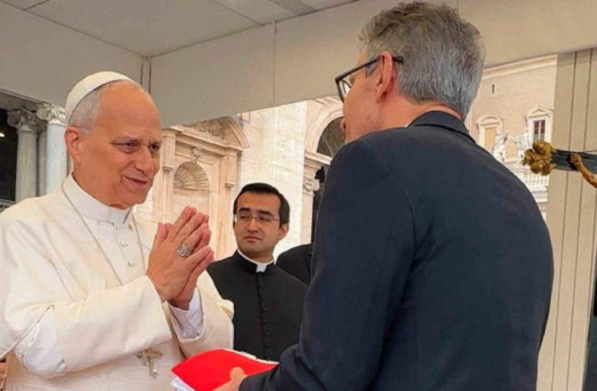 ZEMA NO VATICANO: governador entregou presentes de Minas ao papa Leão XIV